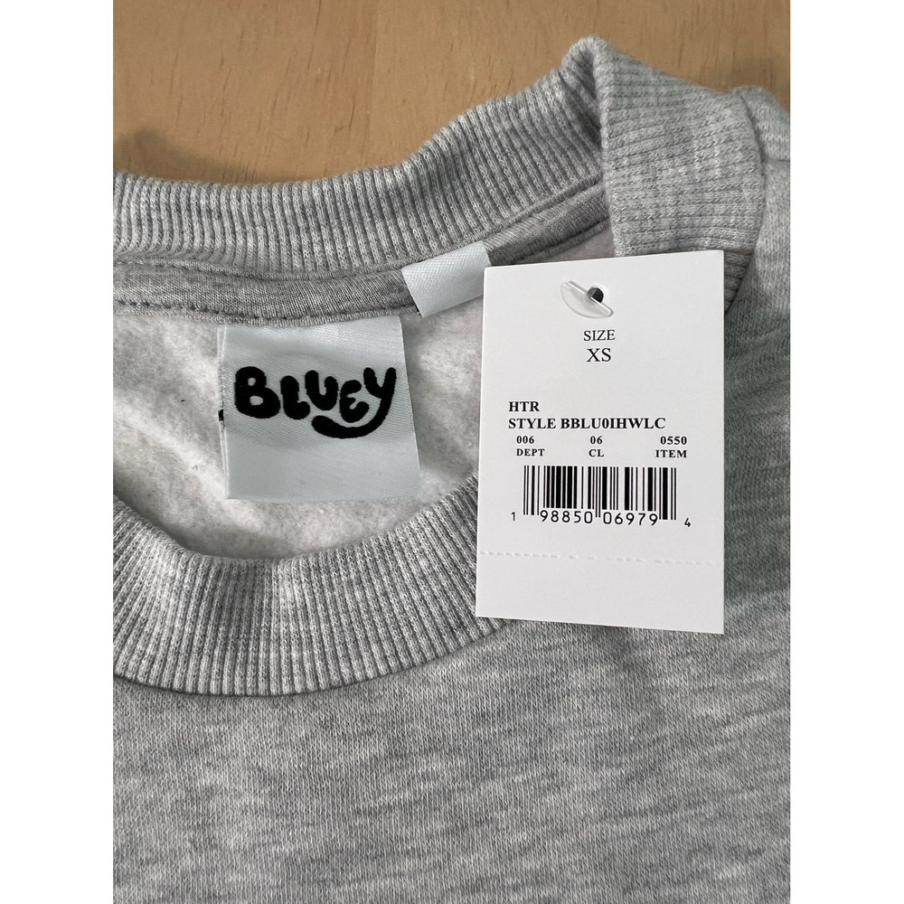 Bluey Graphic Sweatshirt Women’s XS Gray Long Sleeve Pullover loungewear Cozy - Picture 6 of 6